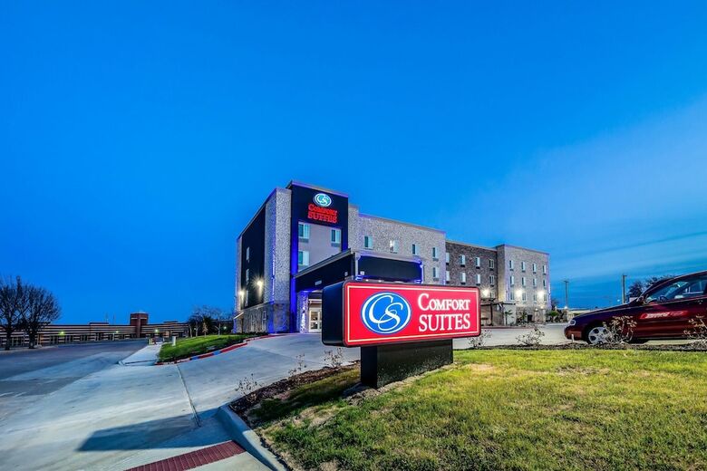 Hotel Comfort Suites Grand Prairie - Arlington North