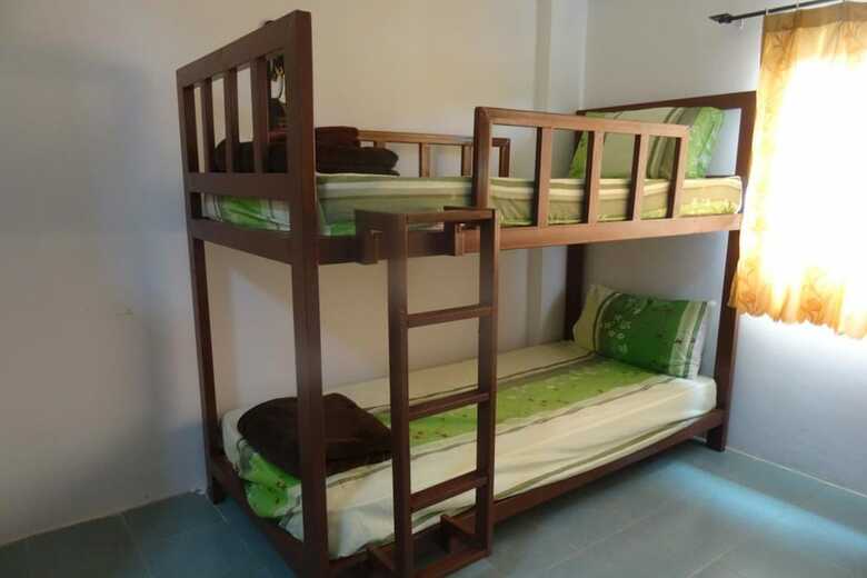 Hostal Paulee's House