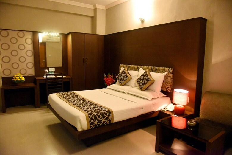 Hotel Greens Gate