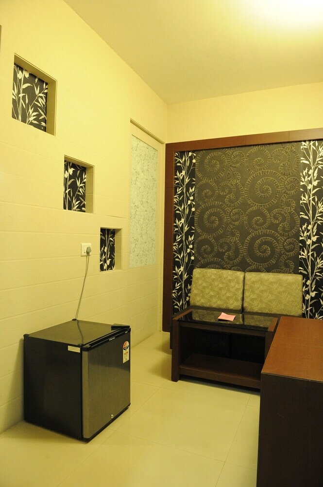 Hotel Greens Gate