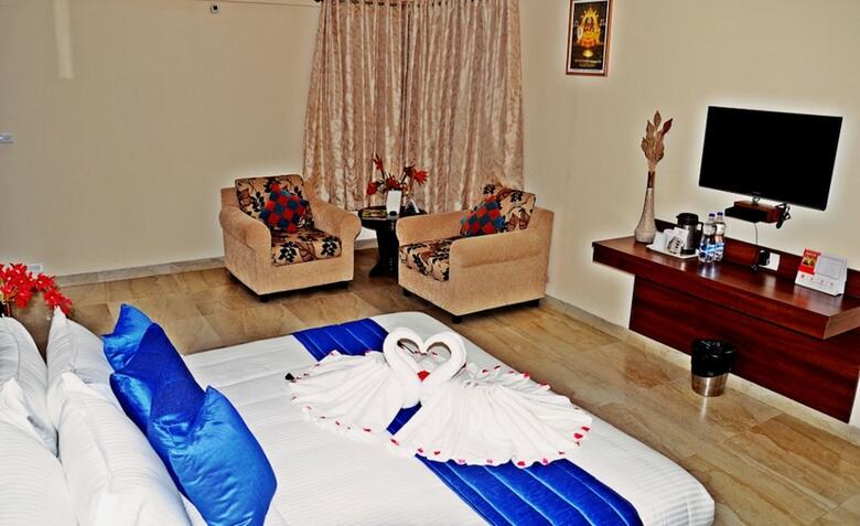 Hotel Mookambika Palace
