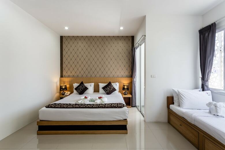 7q Bangla Hotel