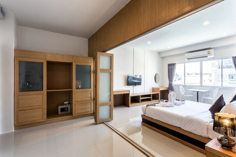 7q Bangla Hotel