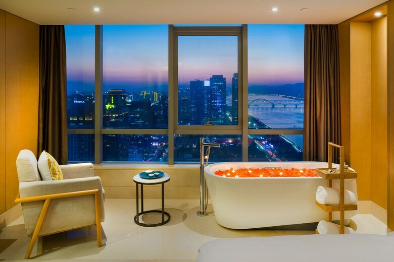 Ginlan Jia Hotel