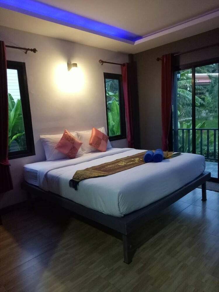 Hotel Baan Reenaa Lanta
