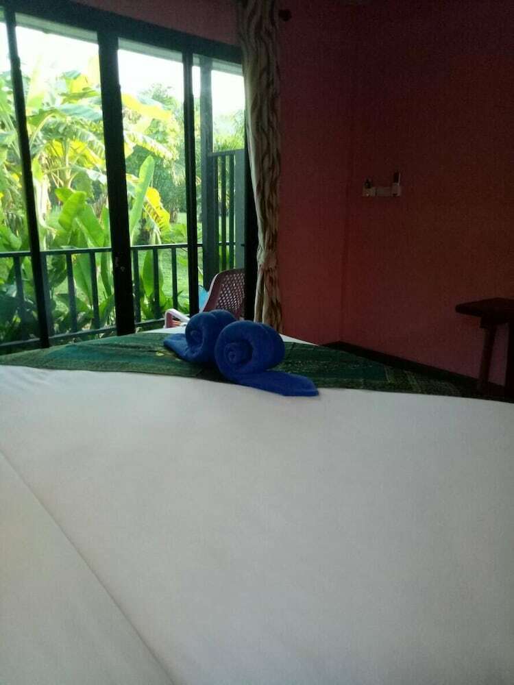 Hotel Baan Reenaa Lanta