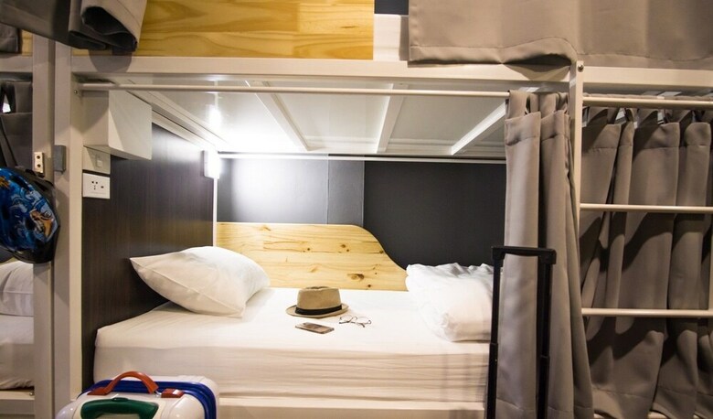 Hostal Click Hostel