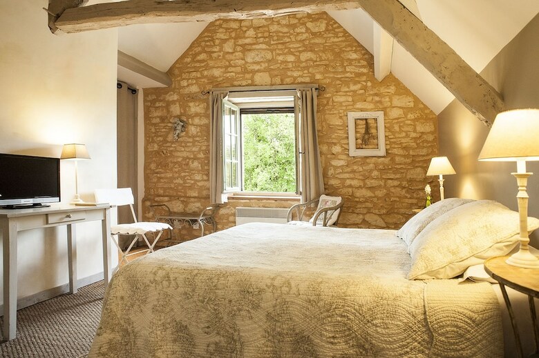 Hotel La Roche D'esteil