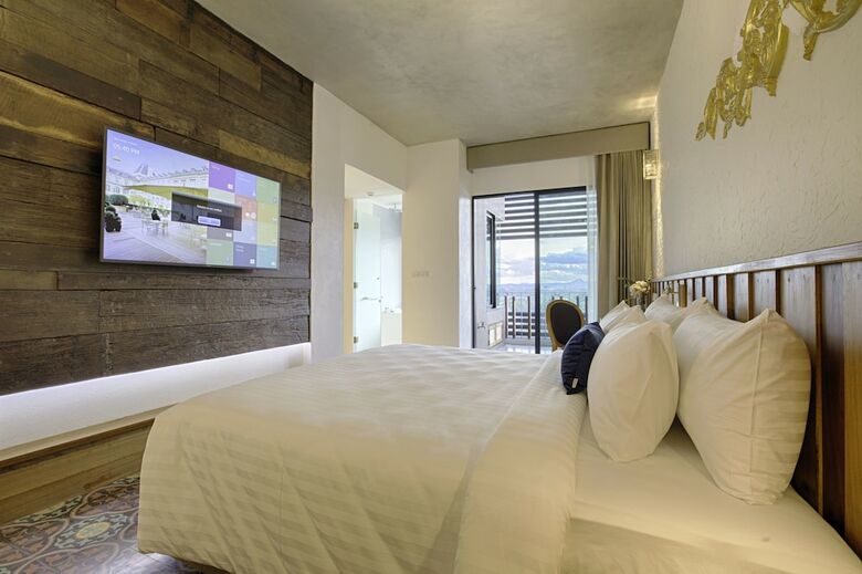 Natee The Riverfront Hotel Kanchanaburi