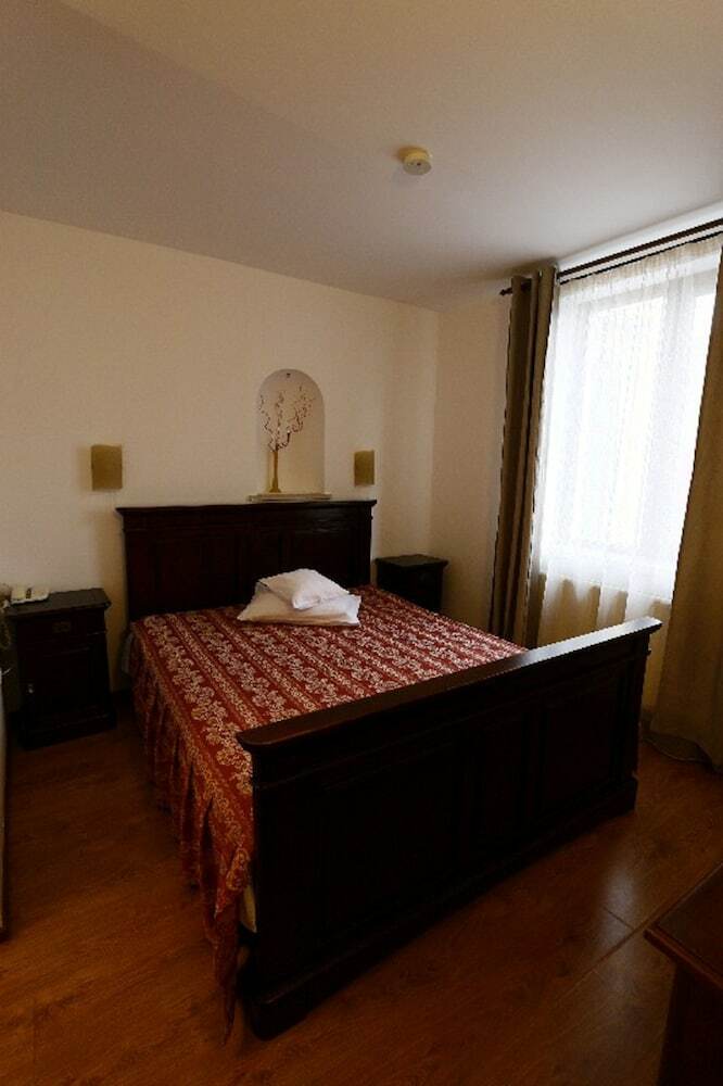 Fullton Hotel