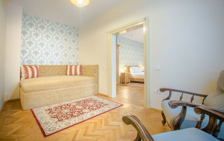 Hotel Safrano Palace