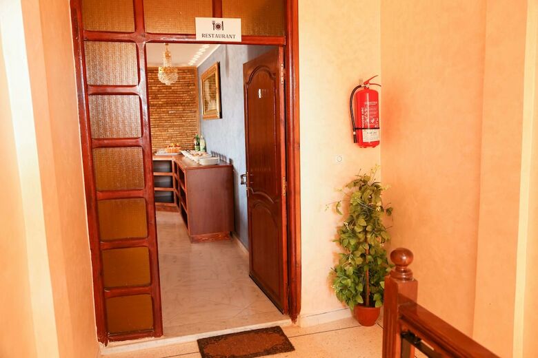 Hotel Tamraght House