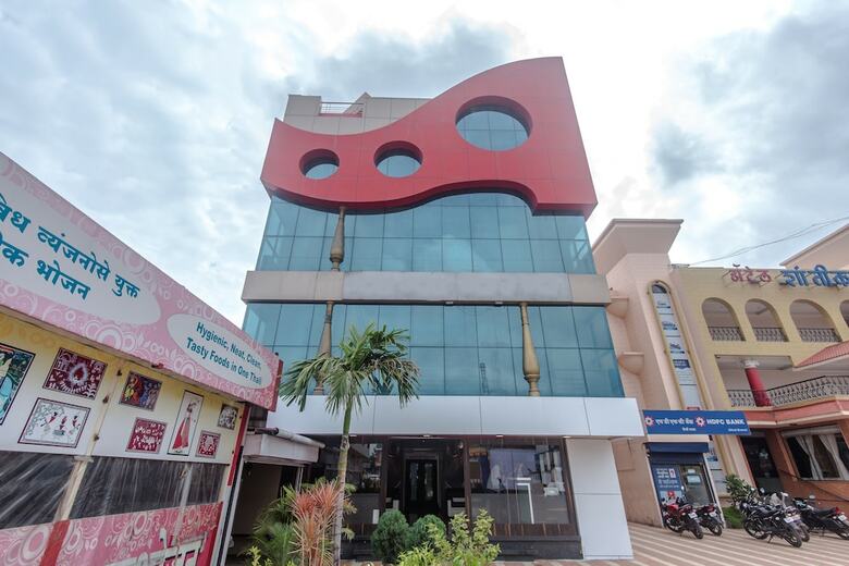 Oyo 9501 Hotel Shanti Kamal B N