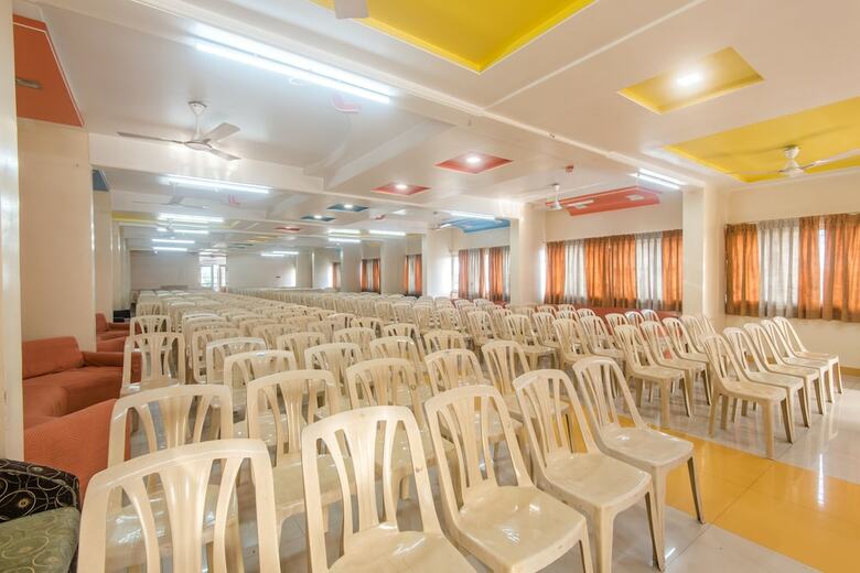 Oyo 9501 Hotel Shanti Kamal B N