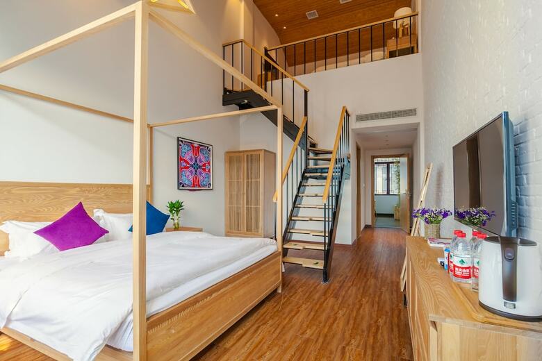 Bed & Breakfast Stay In Joy Yuedu Tongli