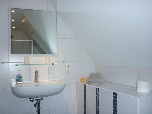 Hostal Pension Sturmm�we
