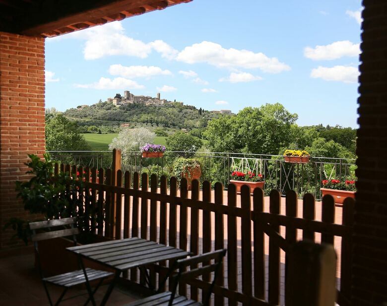 Agroturismo Agriturismo Podere Santa Croce