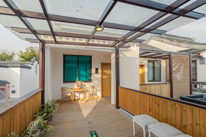 Bed & Breakfast Stay In Joy Xiaoyin Tongli
