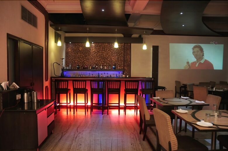 Mohan Hotel