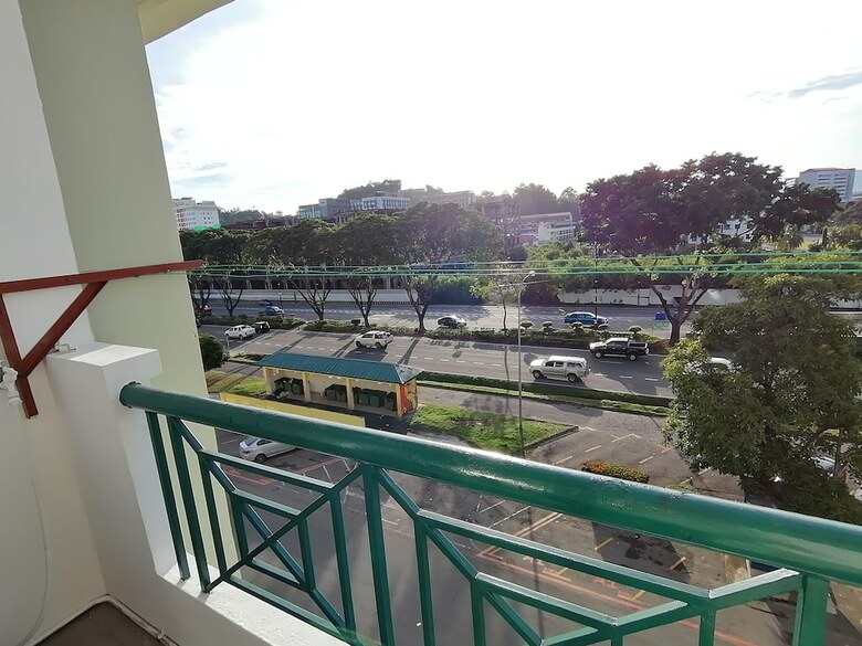 Hotel Api-api Guest House
