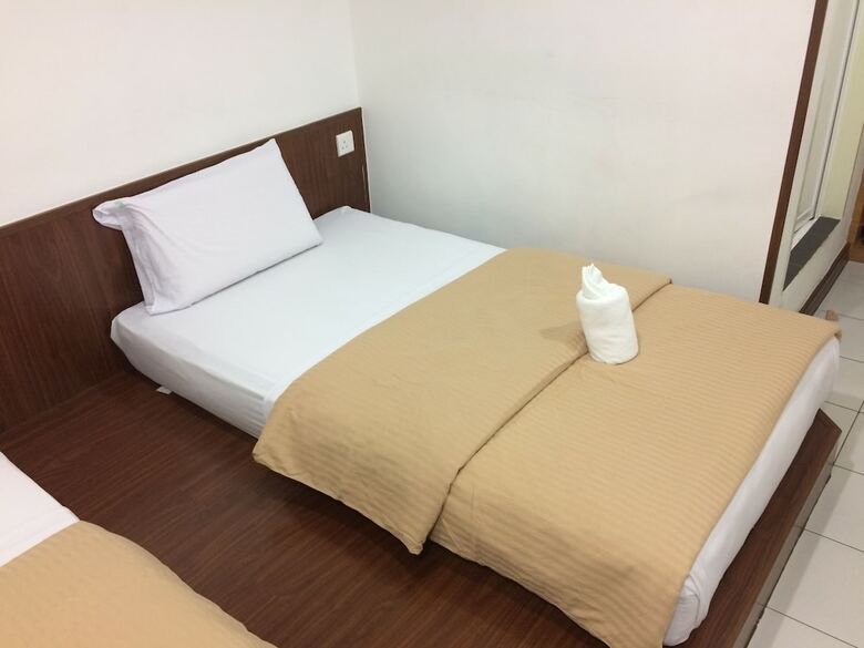 Hotel Api-api Guest House