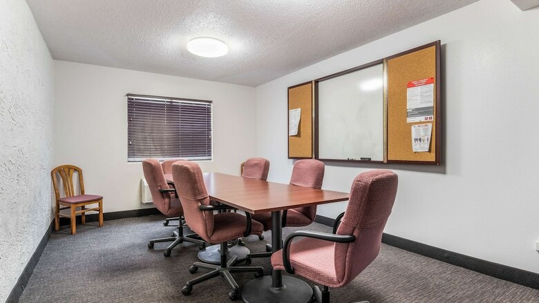 Hotel Motel 6 Elk Grove Village