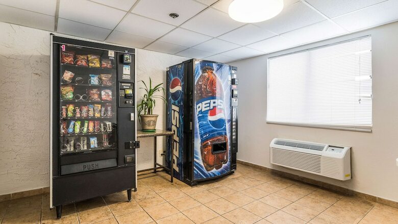 Hotel Motel 6 Elk Grove Village