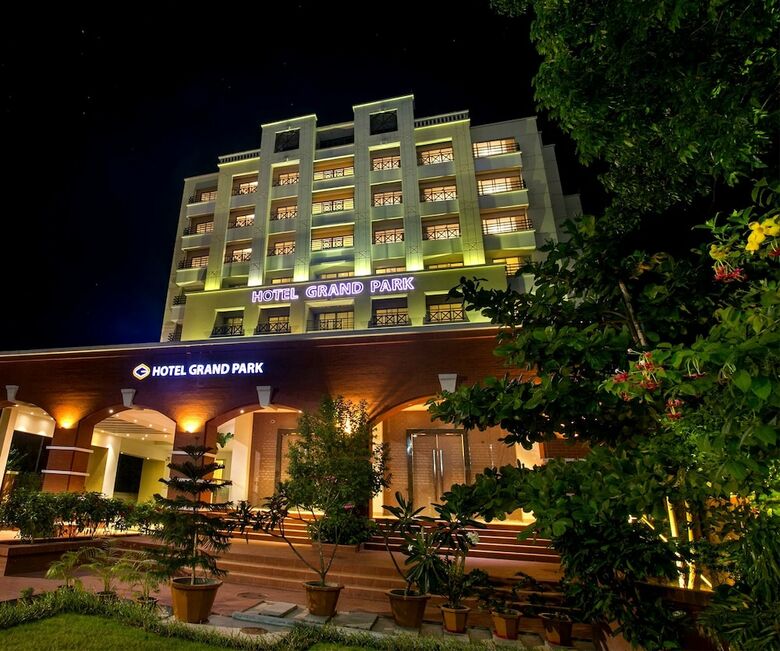 Hotel Grand Park