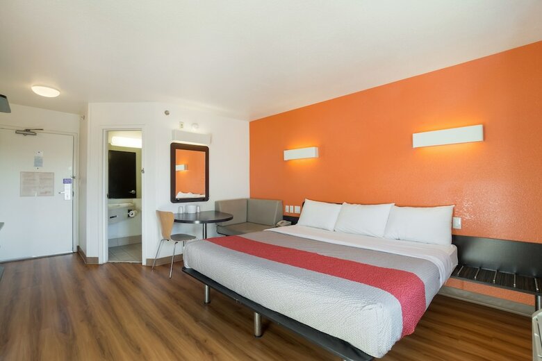 Hotel Motel 6 Augusta