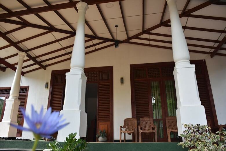 Green Palace Hotel
