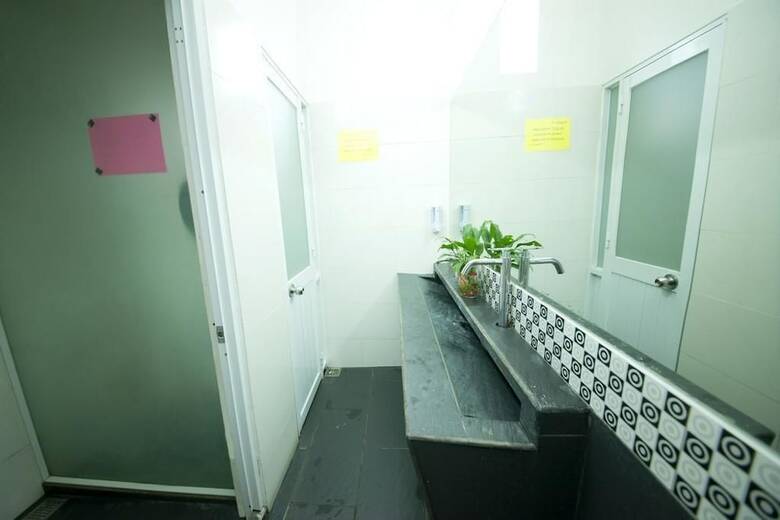 Hostal Wanderlust Saigon Hostel