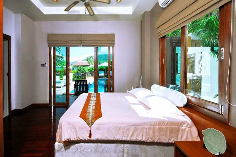 4 Bedroomed Villa In Chaweng  P1