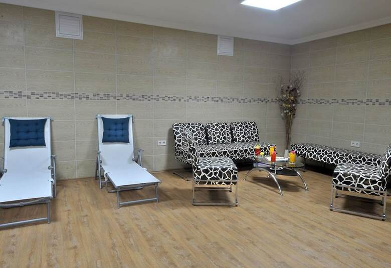 Rhiss Hotel Bostanci