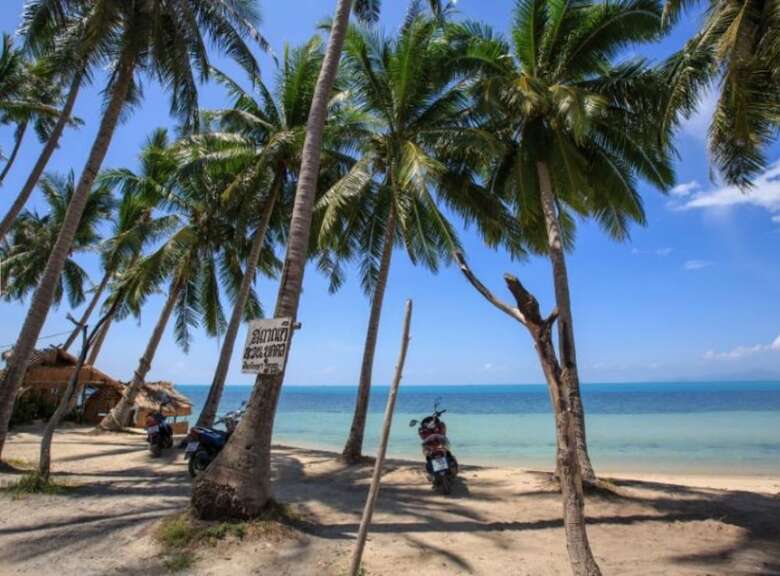 Villa 3 Bedroomed Luxury Ban Tai