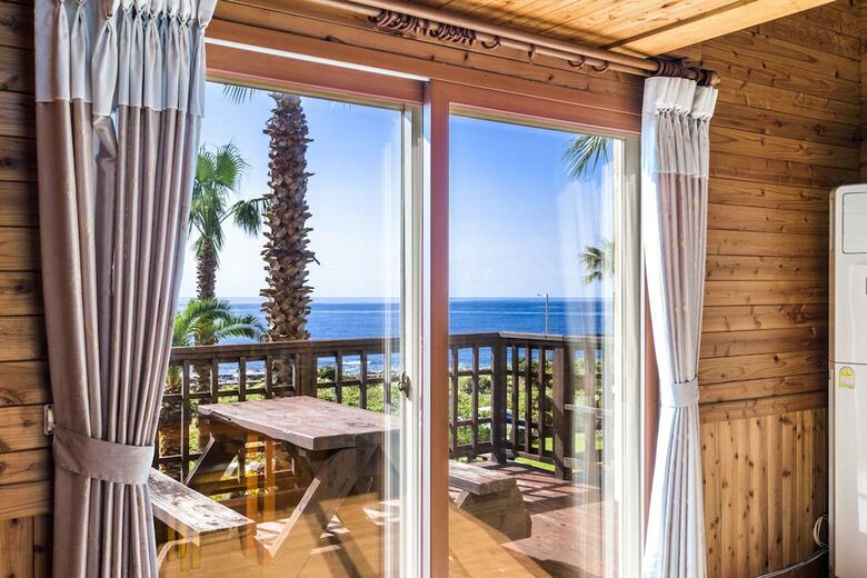Longbeach Pension