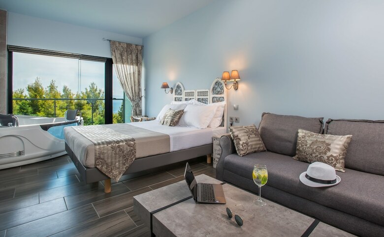 Mirabilia Boutique Hotel