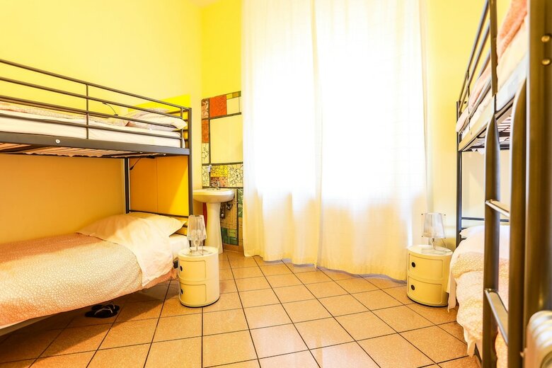 Hotel The Beehive