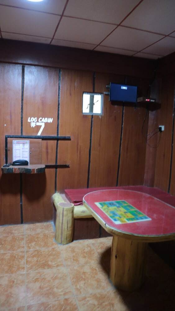 Hotel Nipa Hut Resort