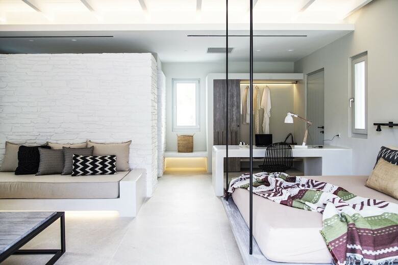 Hotel Hide Out Suites