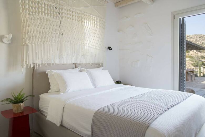 Hotel Hide Out Suites