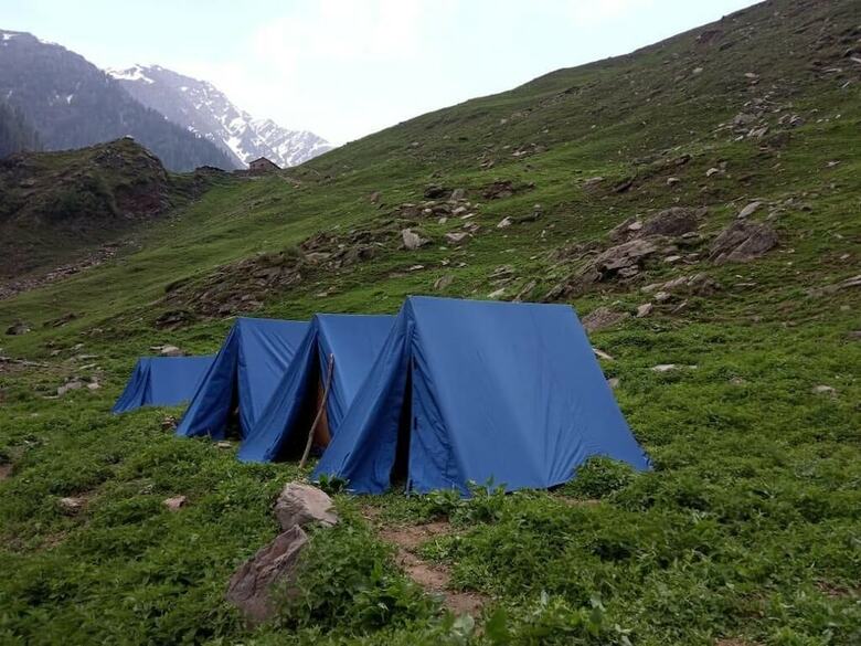 Hotel Triund Heights