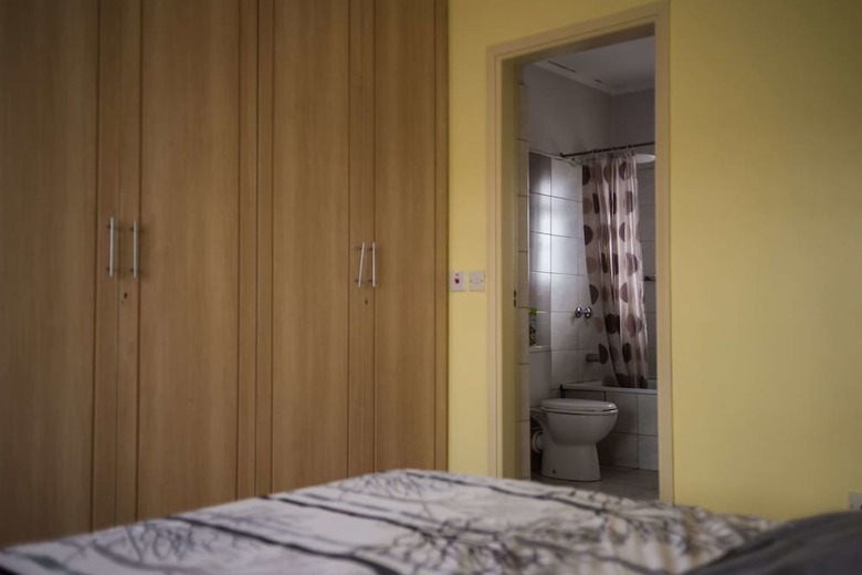 Apartamentos J12 Residence