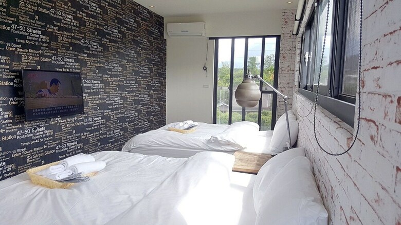 Bed & Breakfast Dou House