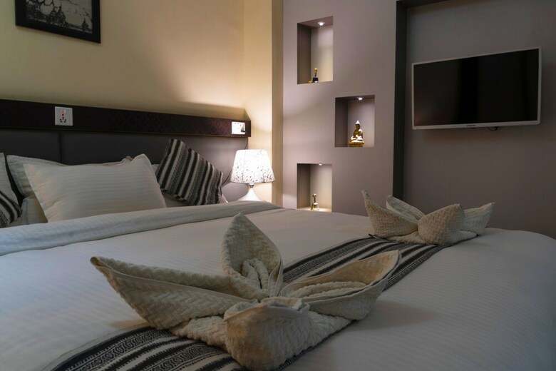 Hostal The Glasshouse Hotel & Hostel