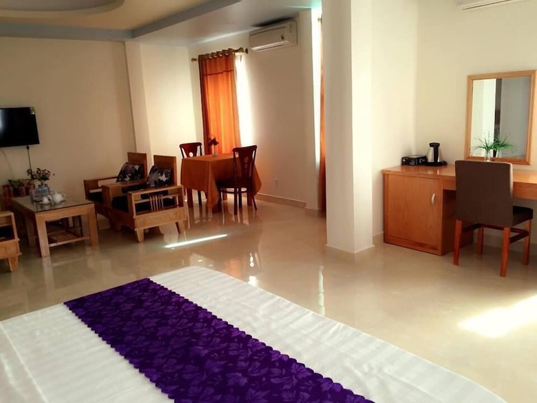 Lavender Hotel