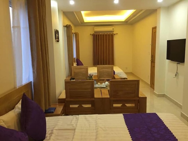 Lavender Hotel