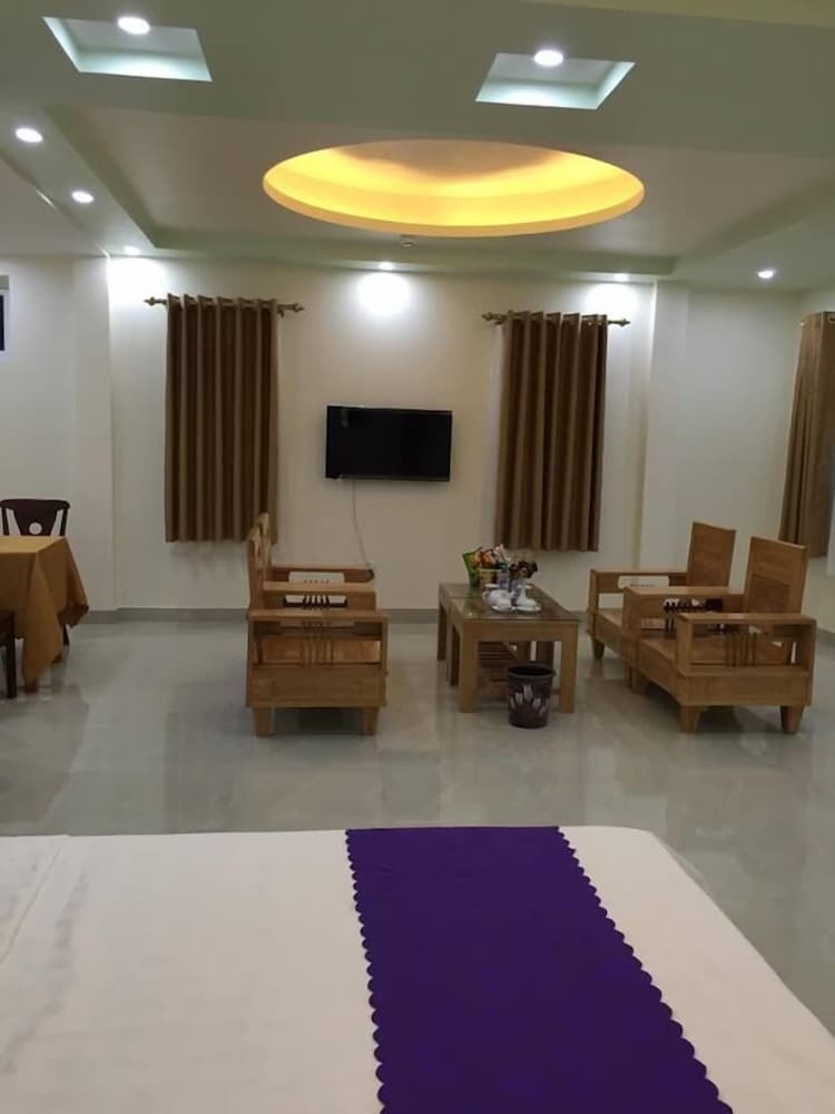 Lavender Hotel