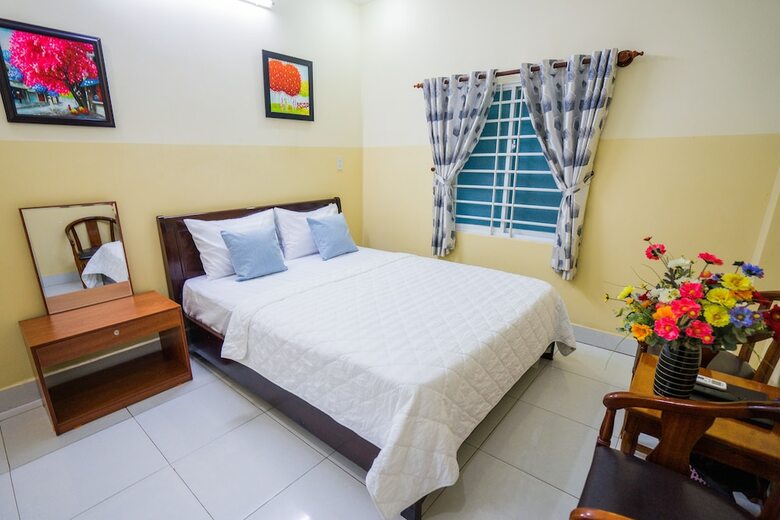 Duong Chau Hotel