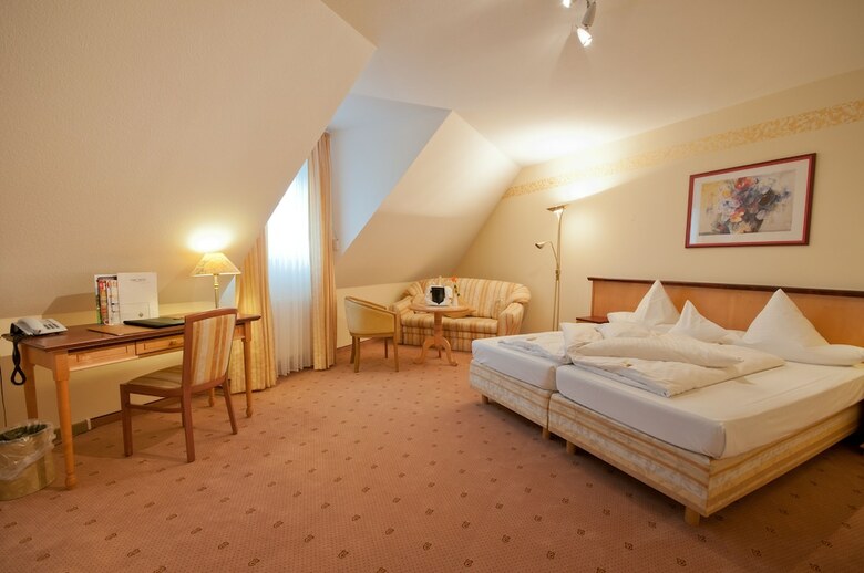 Parkhotel Altm�hltal