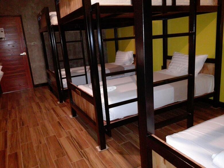 Hostal Lanta Chaolay Hostel